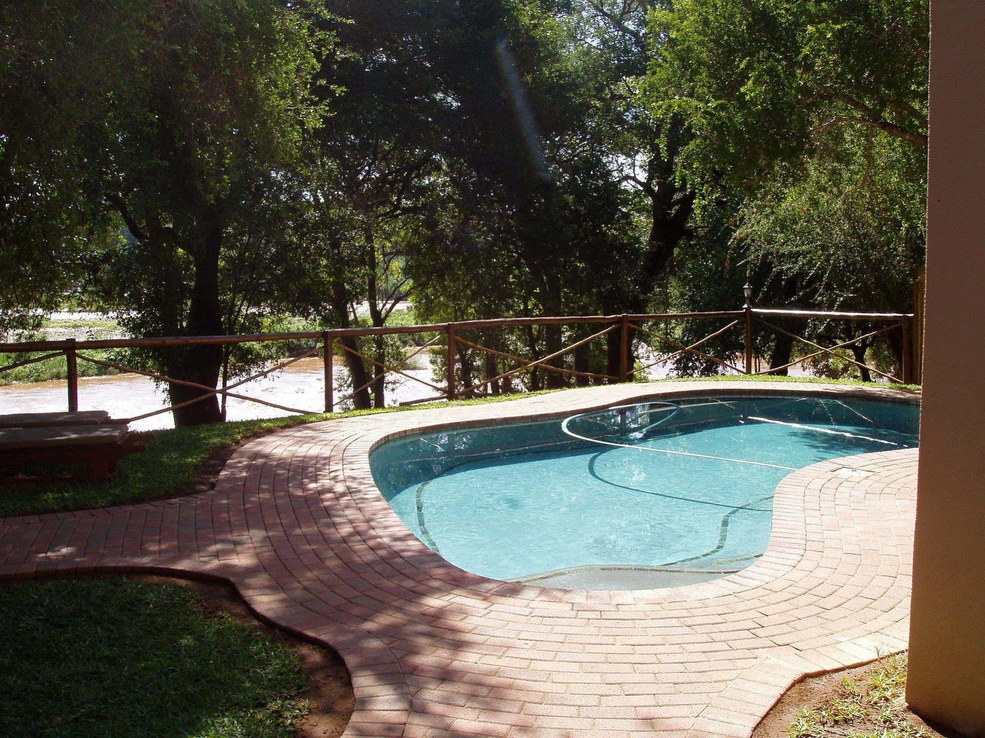 River House Hoedspruit Exteriör bild