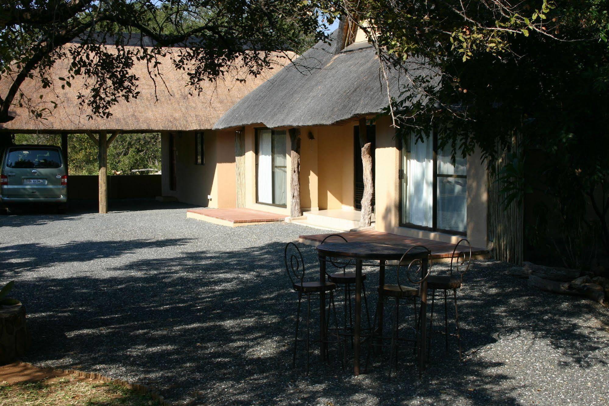 River House Hoedspruit Exteriör bild